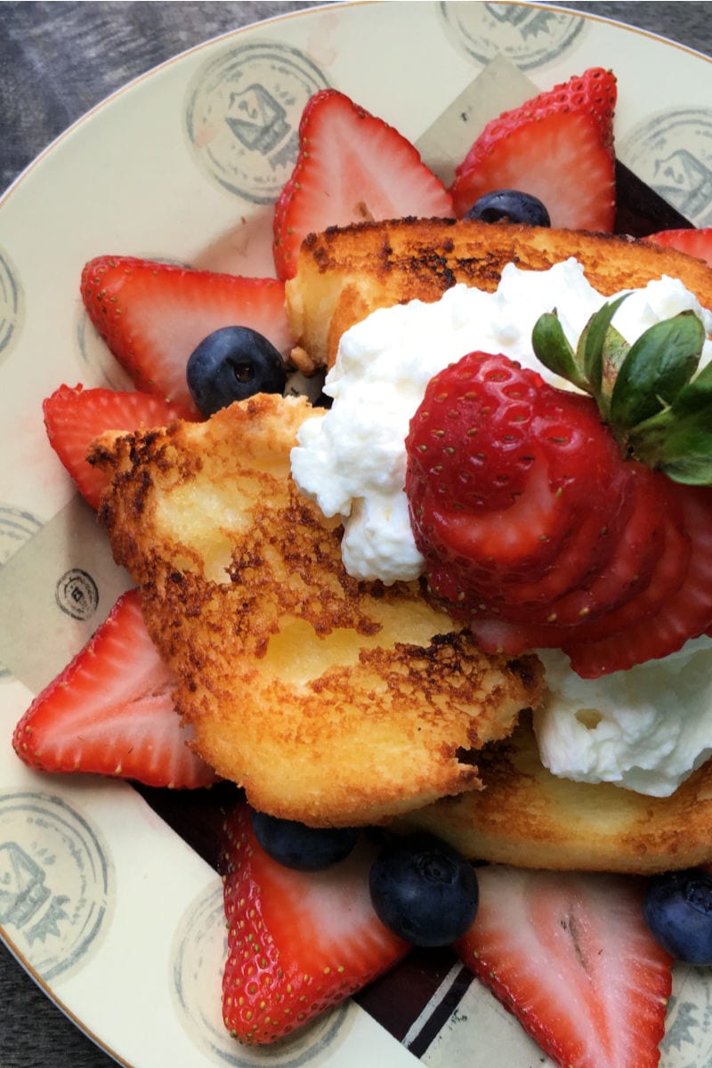 Toasted Angel Food Cake Dessert Recipe #EasyDessertRecipes #AngelFoodCake #EasyDessert