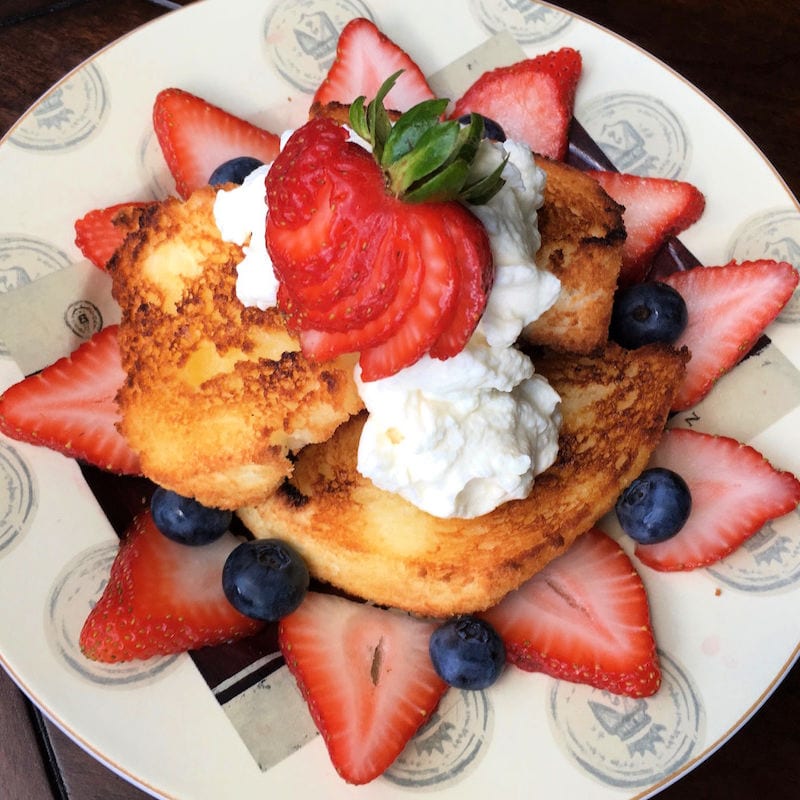 insta toasted angel food cake and berries