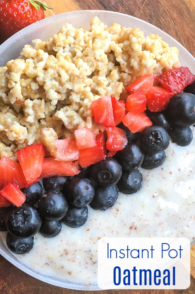 Instant Pot Oatmeal Bowl Recipe #InstantPotOatmeal #InstantPotRecipes #OatmealBowl