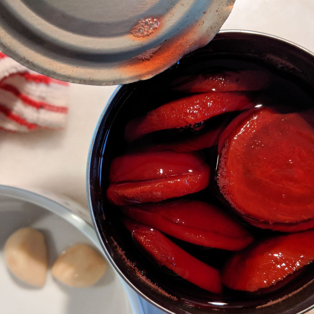 canned beets and garlic cloves