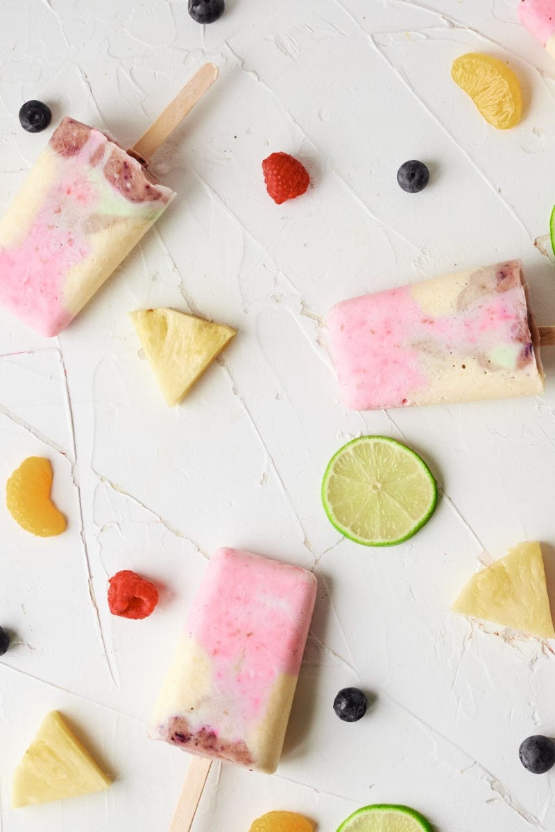 Rainbow Yogurt Popsicles Recipe #popsicles #popsiclerecipes #YogurtPopsicles