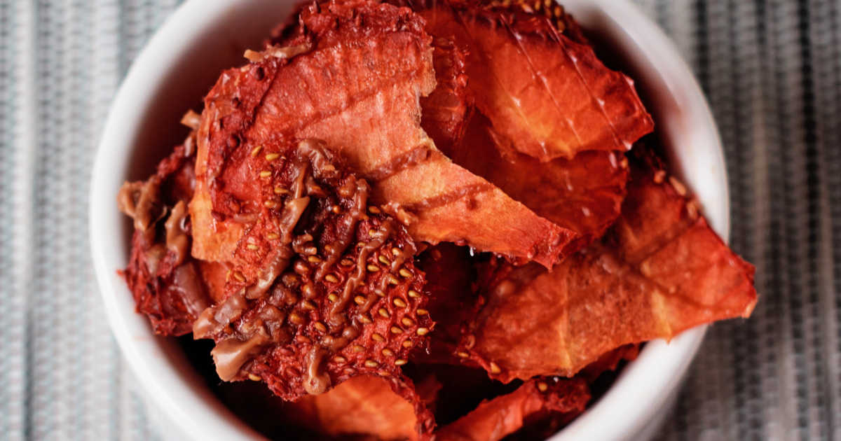 dehydrated strawberries with chocolate