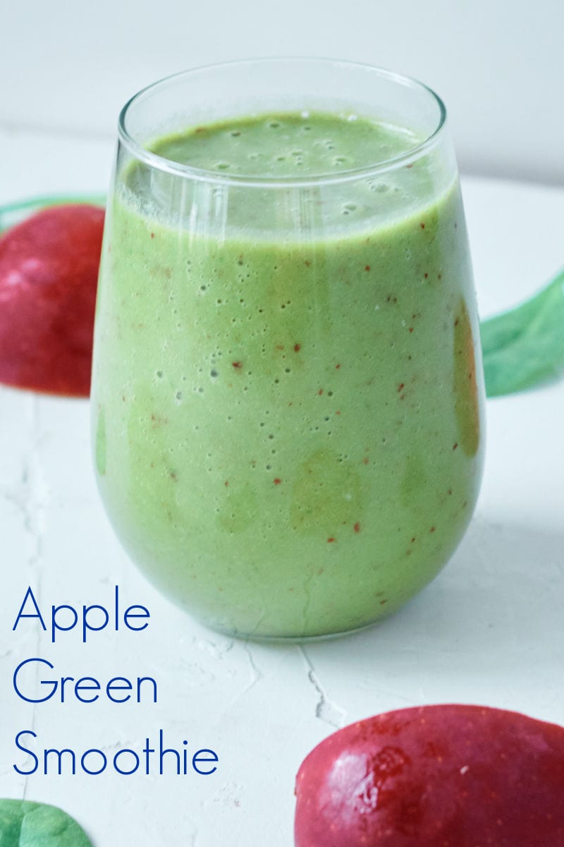 Apple Pie Green Smoothie Recipe #GreenSmoothie