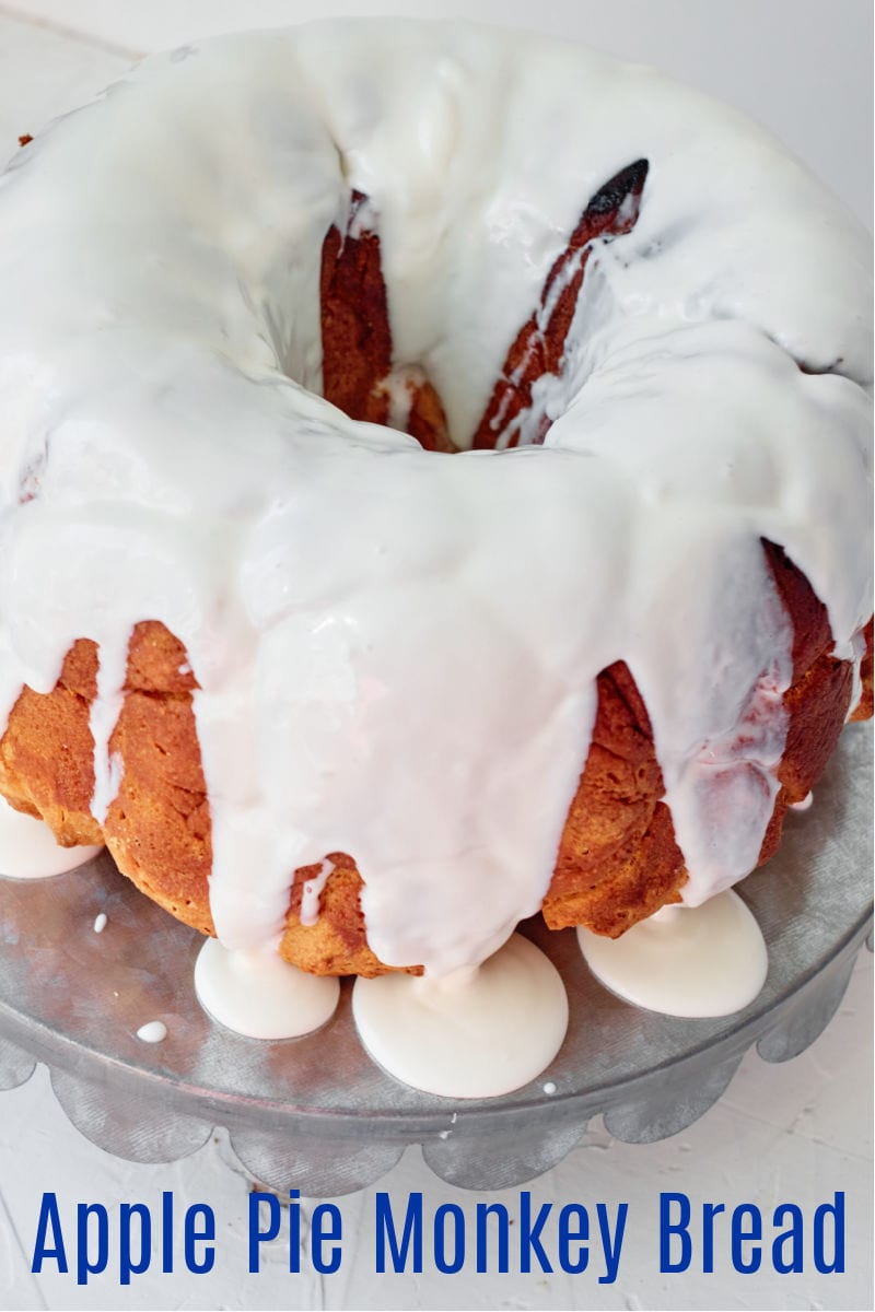 Apple Pie Monkey Bread Recipe #MonkeyBread