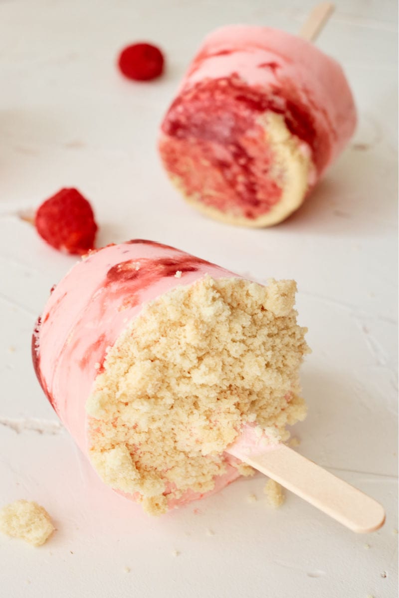 Raspberry Shortcake Popsicles Recipe #icepops #popsicles