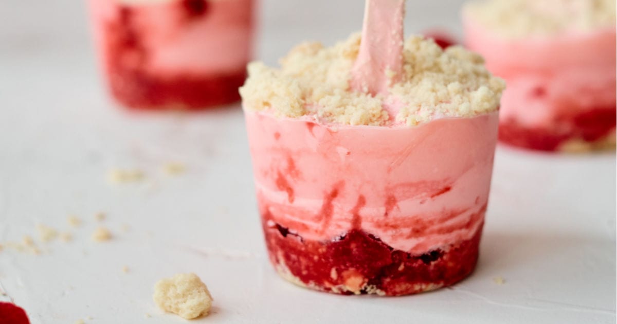 yogurt raspberry shortcake popsicles