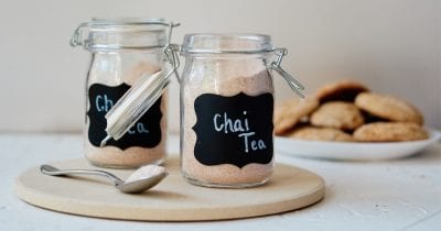 holiday gift chai drink mix in mason jar