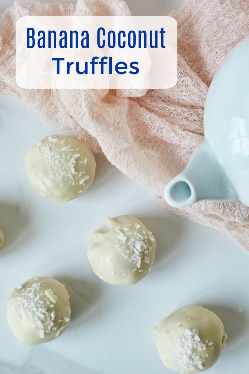 Indulge in guilt-free decadence with these delicious Coconut Banana Truffles! Made with naturally sweet bananas and a touch of white chocolate, they're gluten-free, easy to make, and perfect for any occasion.