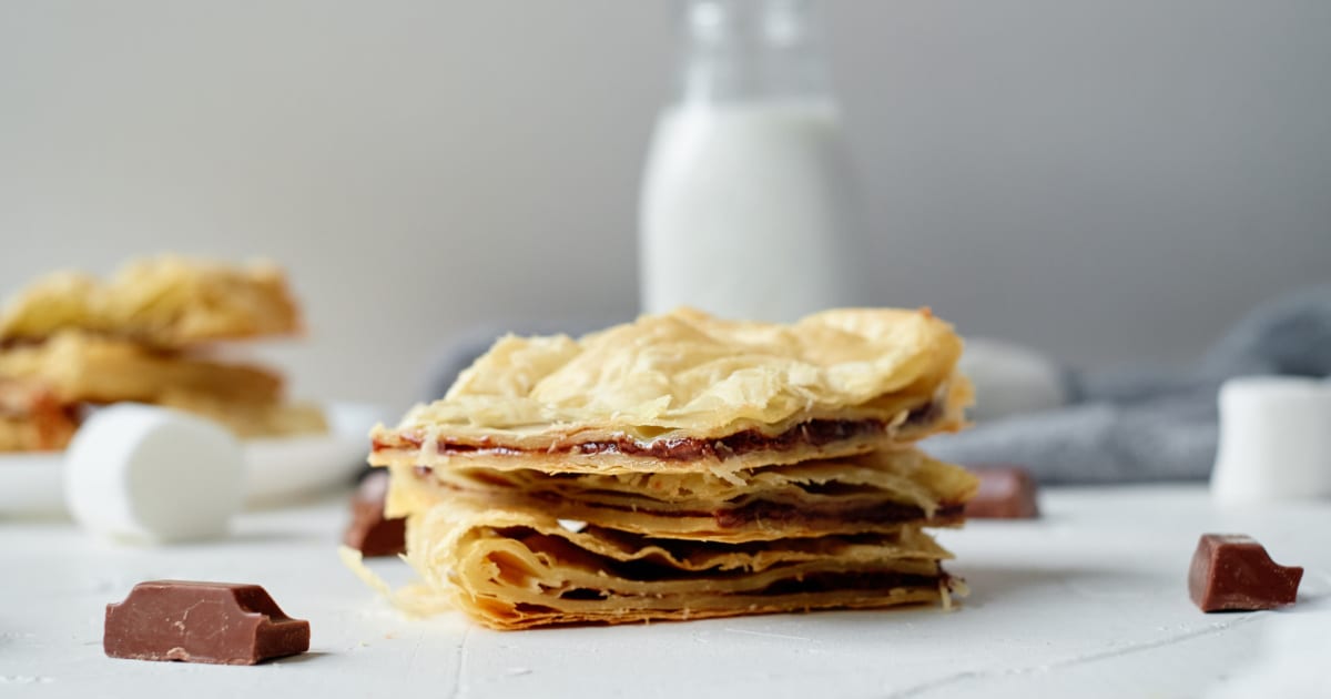 nutella smores puff pastry with milk