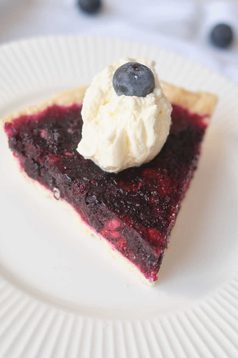 Enjoy a slice of this berry jello pie, which is made with real fruit and unflavored gelatin instead of Jell-O, artificial flavors, colors and sugar. 