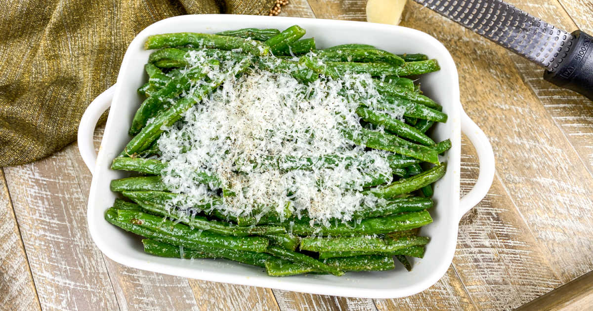 easy roasted green beans.