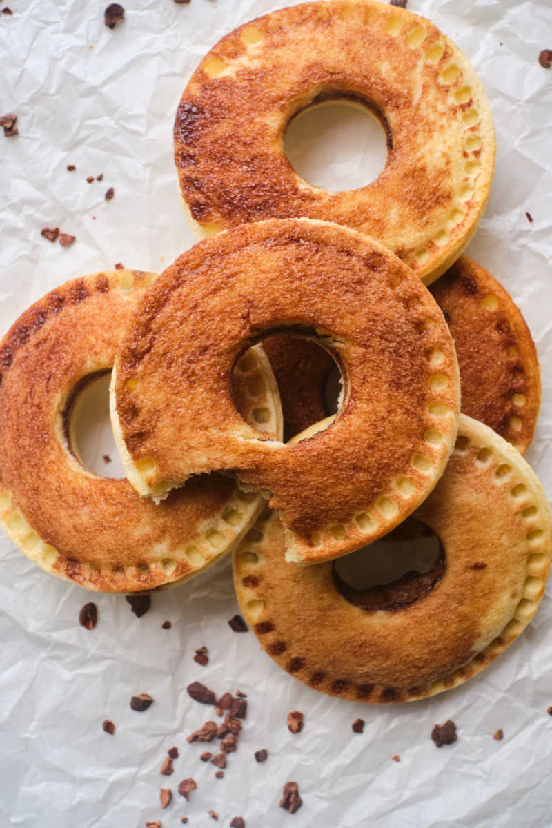 Make homemade Nutella uncrustables donuts in your air fryer, when you want a treat that is fun and delicious. 