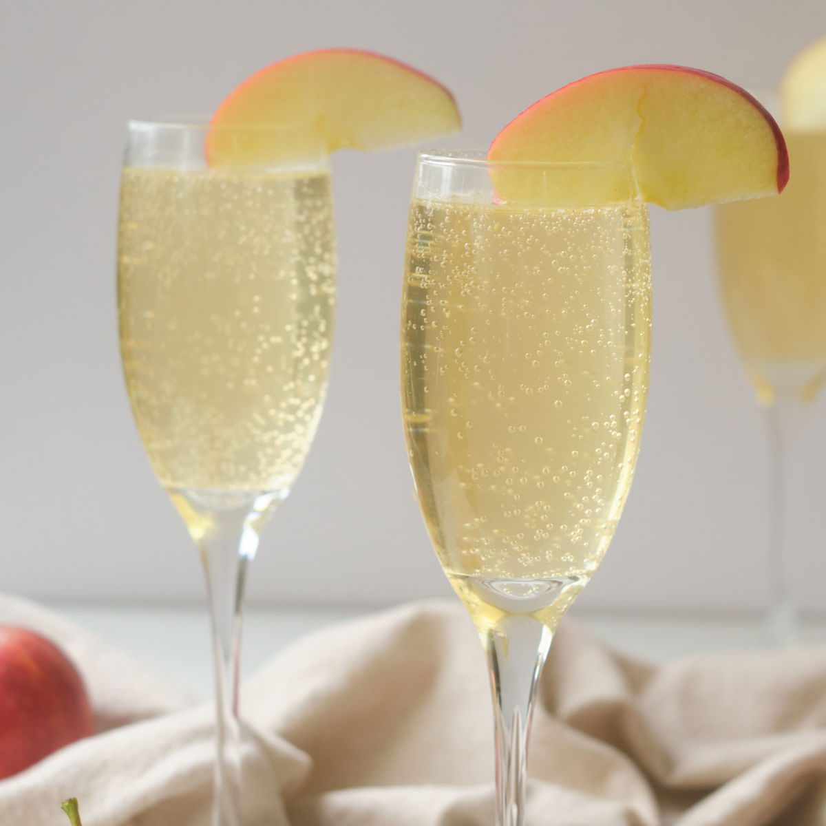 virgin sparkling caramel apple drinks