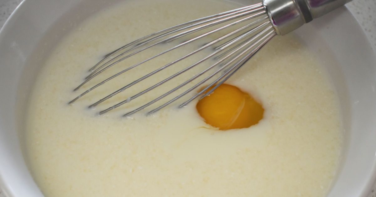 whisking egg for rice pudding recipe