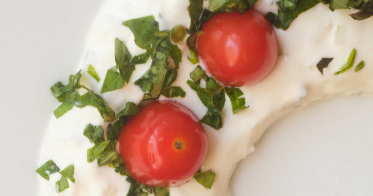 close up of christmas dip wreath