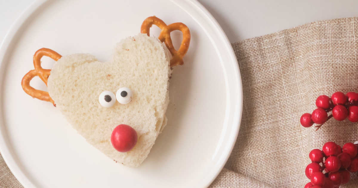 rudolph sandwich on little plate