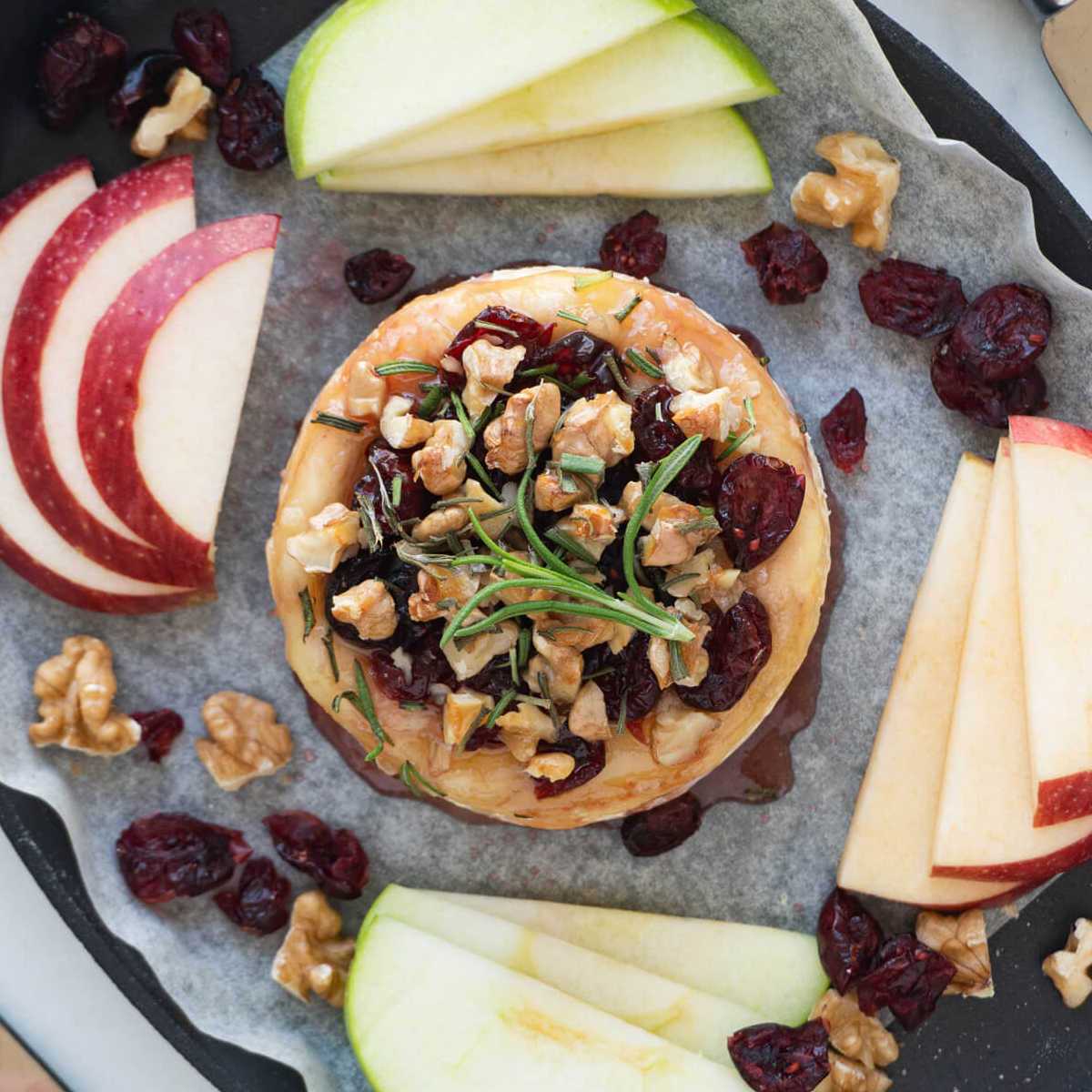 cranberry walnut baked brie