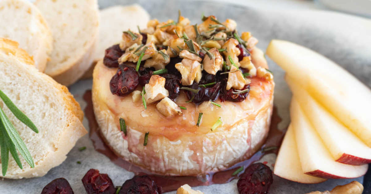 feature easy baked brie appetizer
