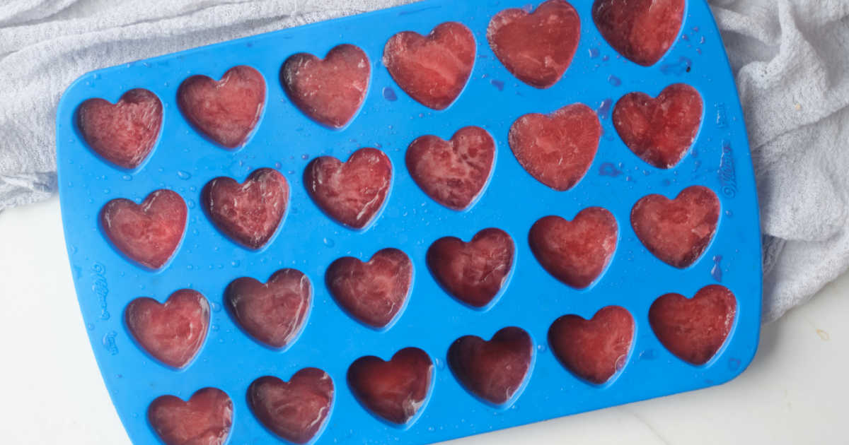 raspberry heart ice