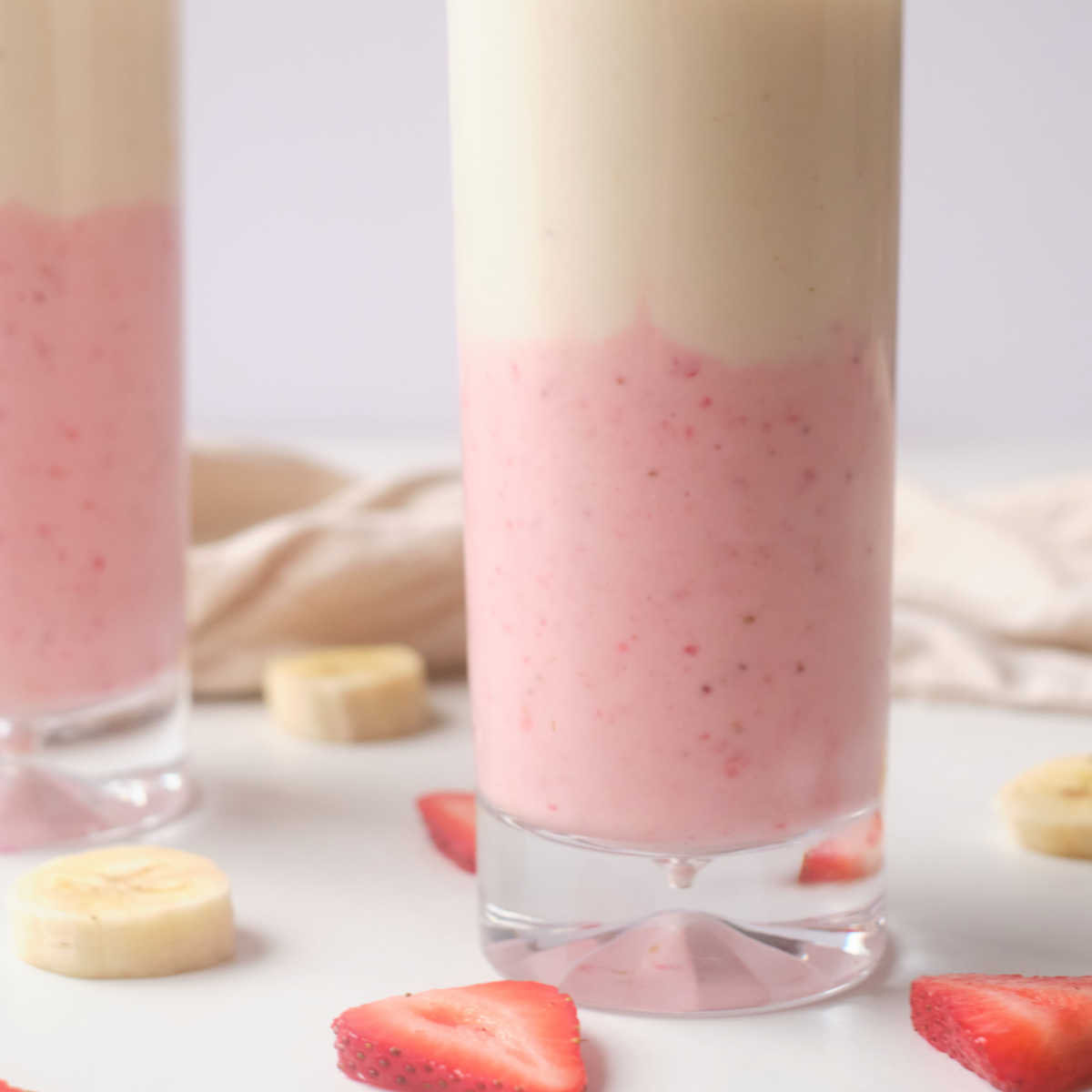 strawberry banana layered protein smoothie
