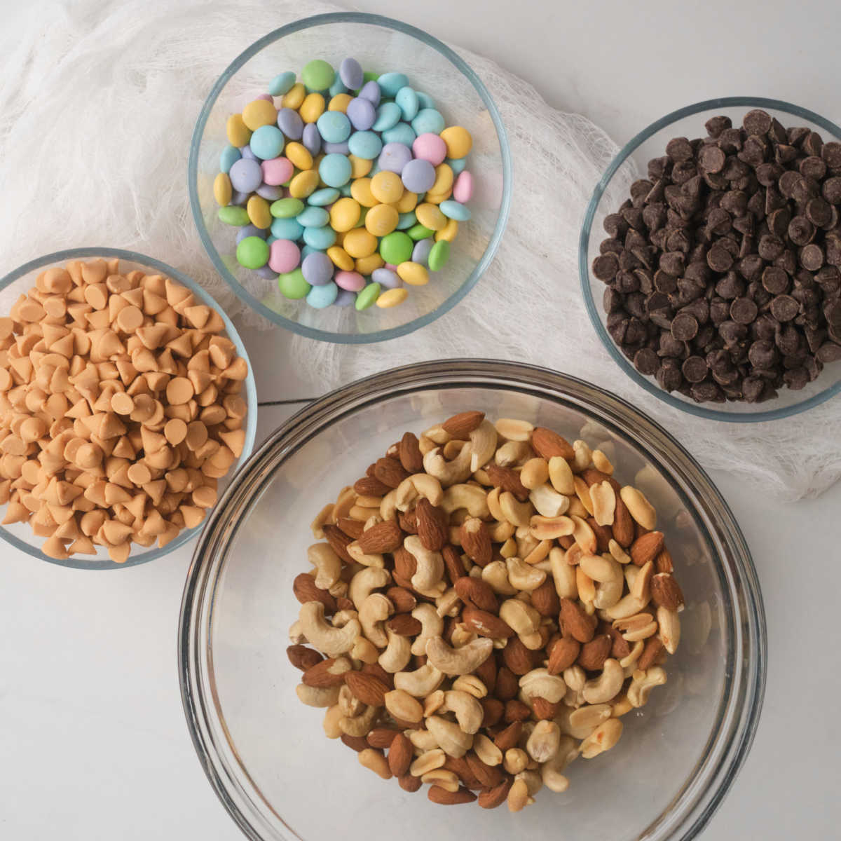 ingredients for slow cooker nut clusters