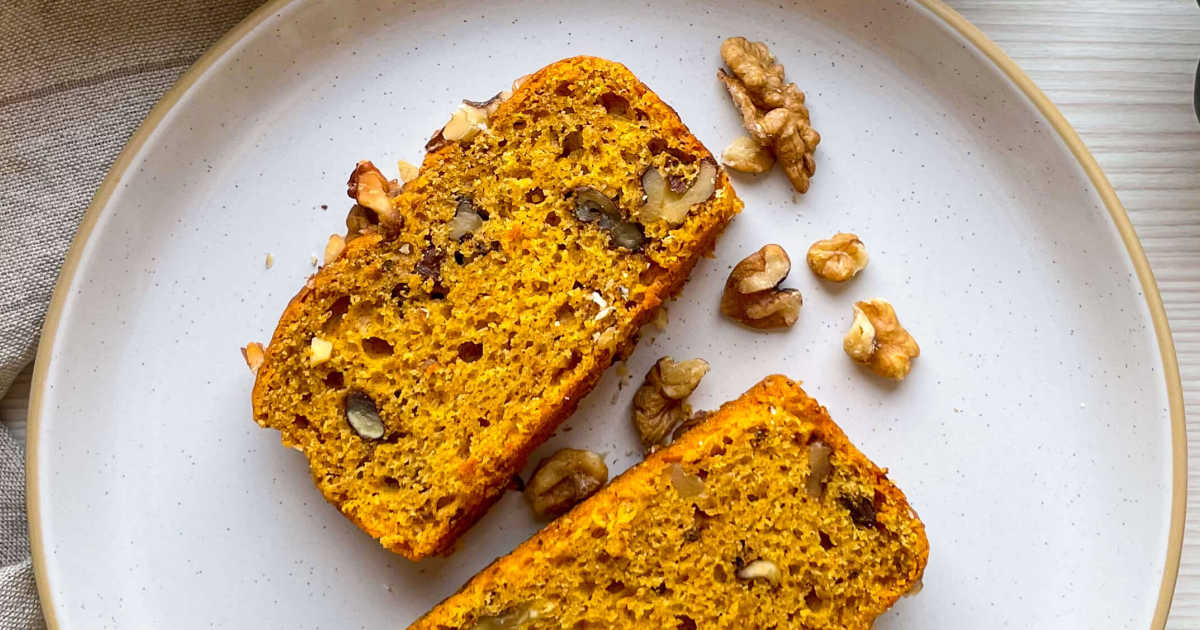 slices of coffee pumpkin bread