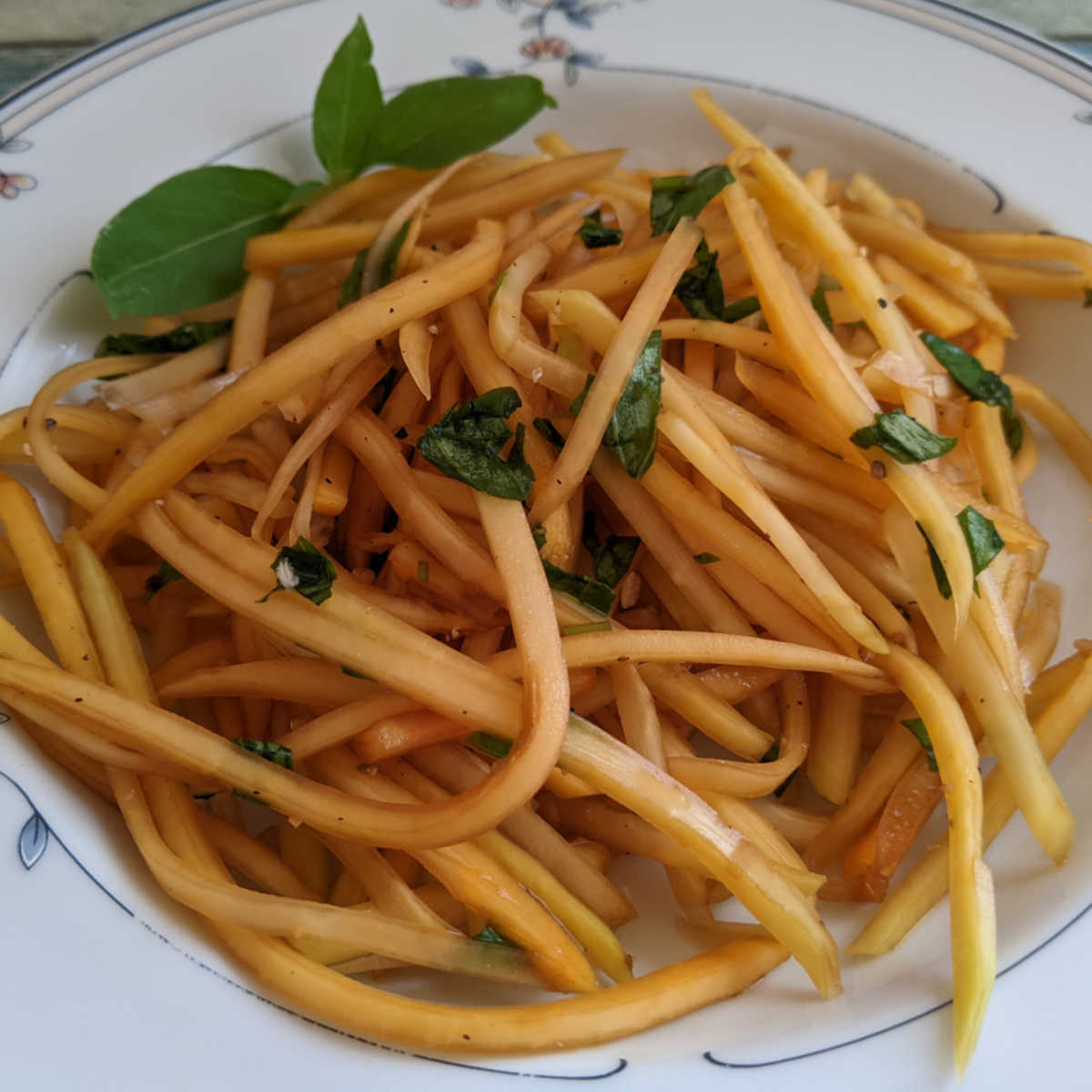 green papaya vegan salad