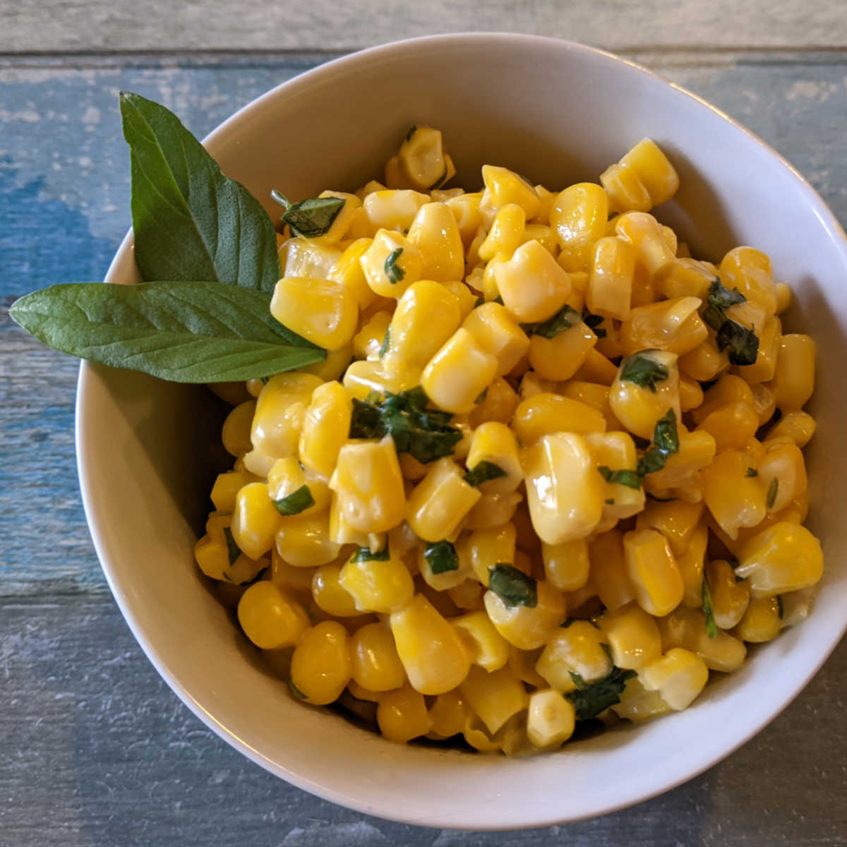 basil cheesy corn