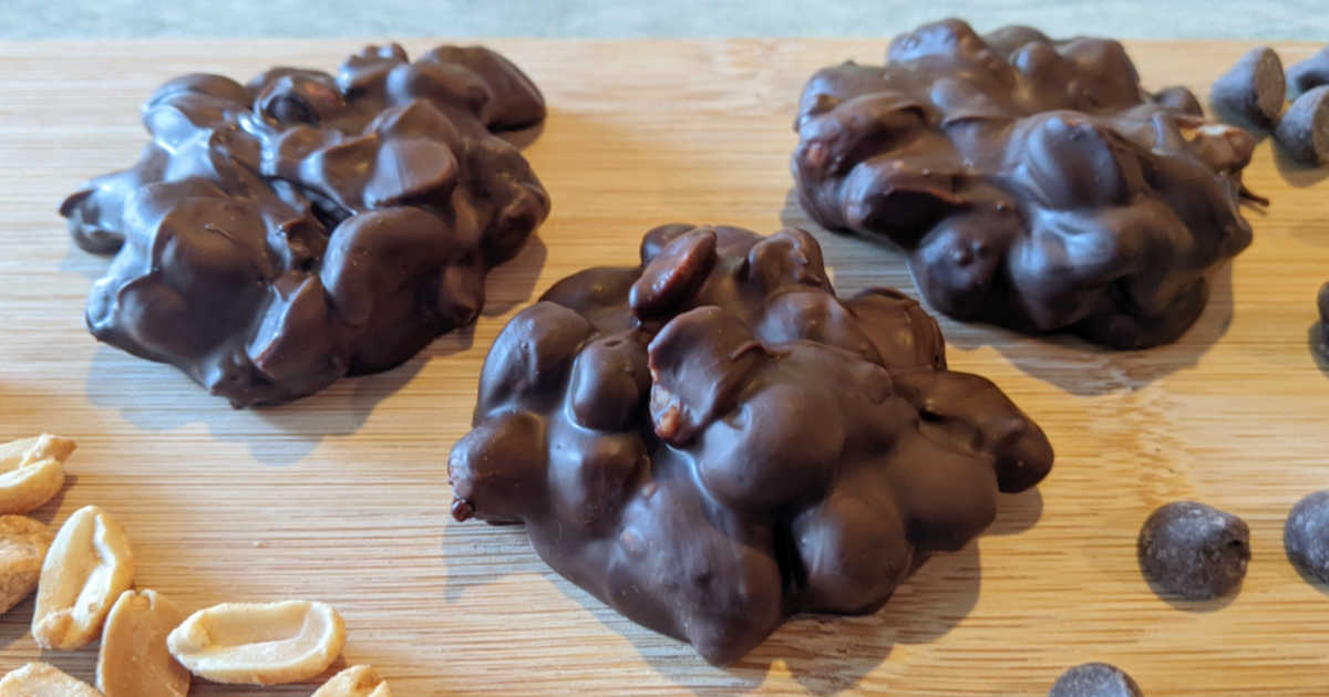 chocolate dry roasted peanut clusters