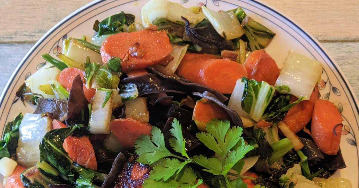 vegan wood ear mushroom stir fry