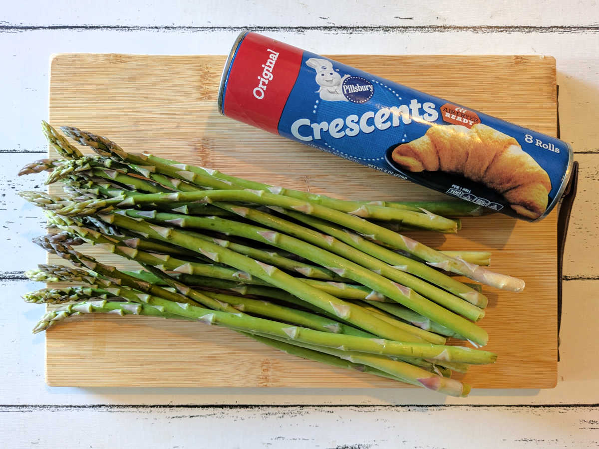 easy asparagus crescent rolls