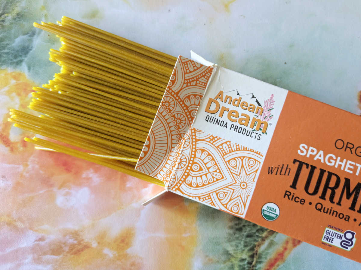 quinoa turmeric spaghetti
