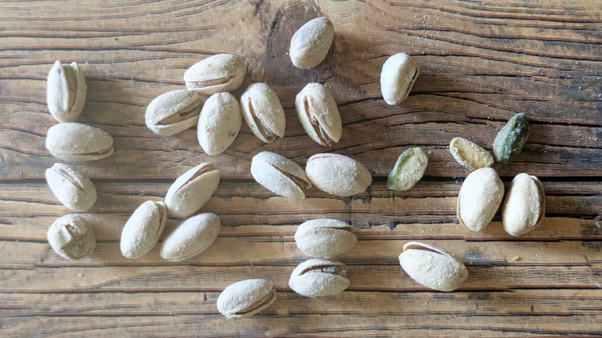 dill pickle flavored pistachios in shells