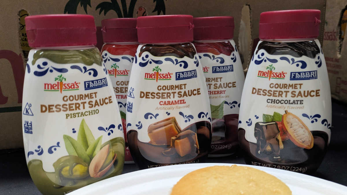 fabbri dessert sauces and cupcake