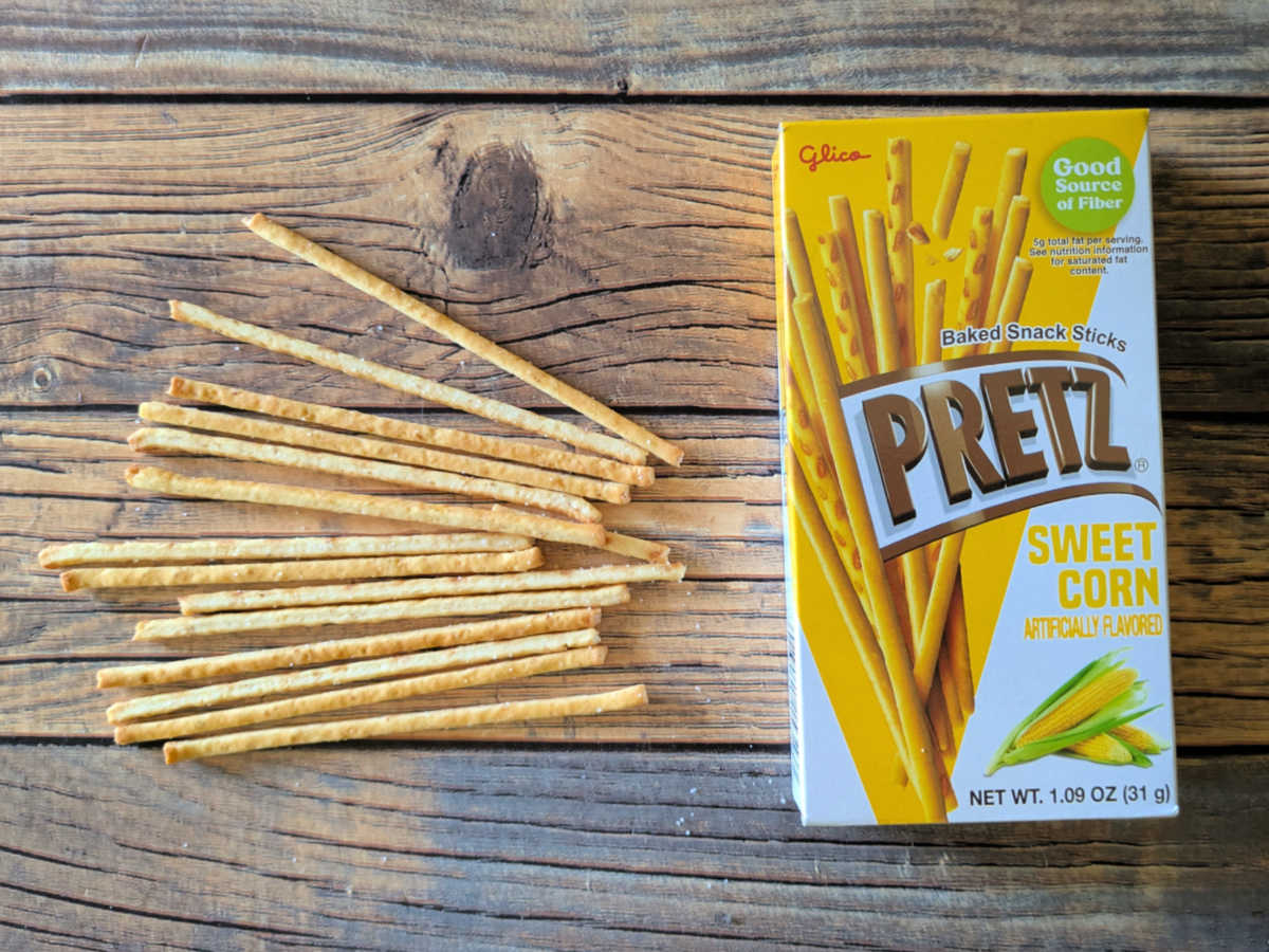 glico pretz sweet corn baked snack sticks