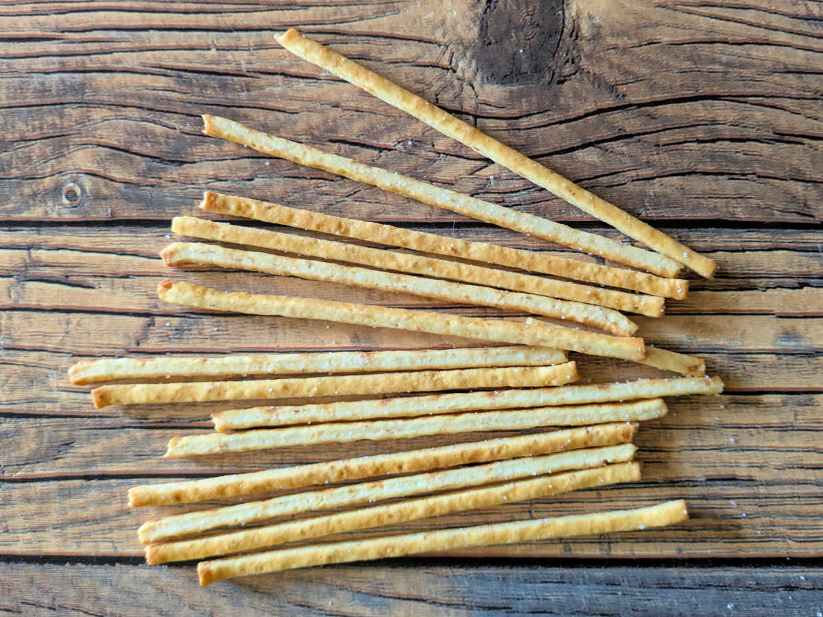glico pretz sweet corn snack sticks