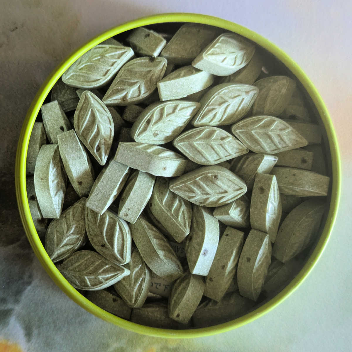 leaf shaped Green Tea Mints