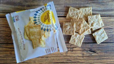 single serve Simple Mills Almond Flour Crackers