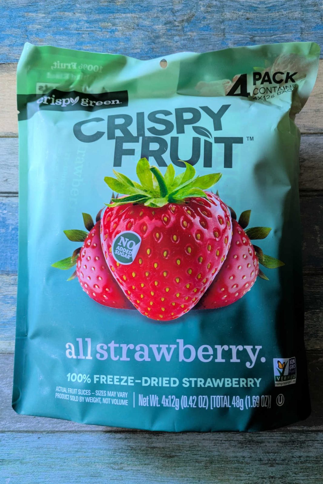 Review of Crispy Green Freeze Dried Strawberries: A portable, 1-ingredient snack with an excellent sweet taste. No added sugar or colors—just crunchy, non-GMO fruit!