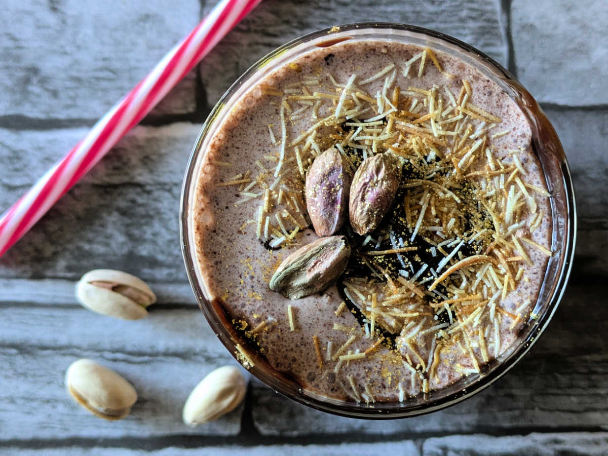 overhead view dubai milkshake