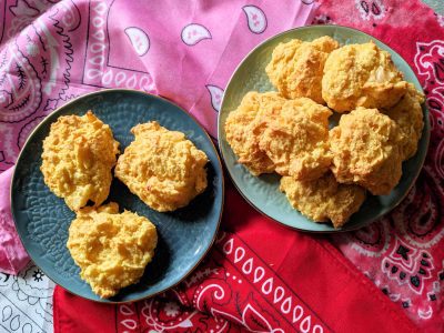 2 plates with apple pie cookies