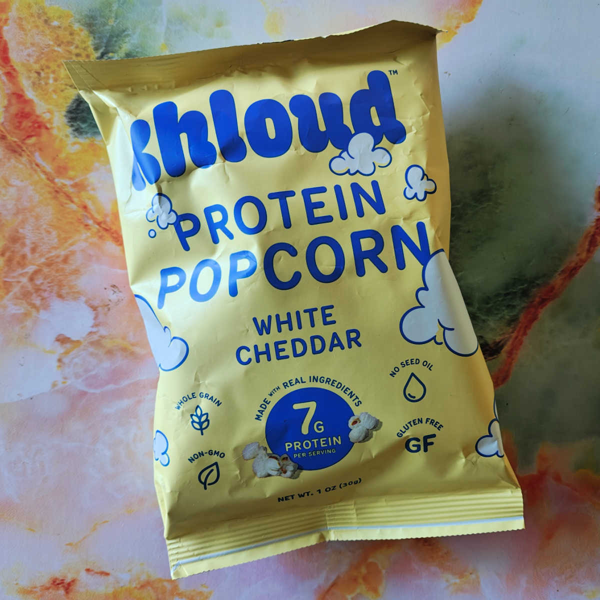 white cheddar khloud popcorn