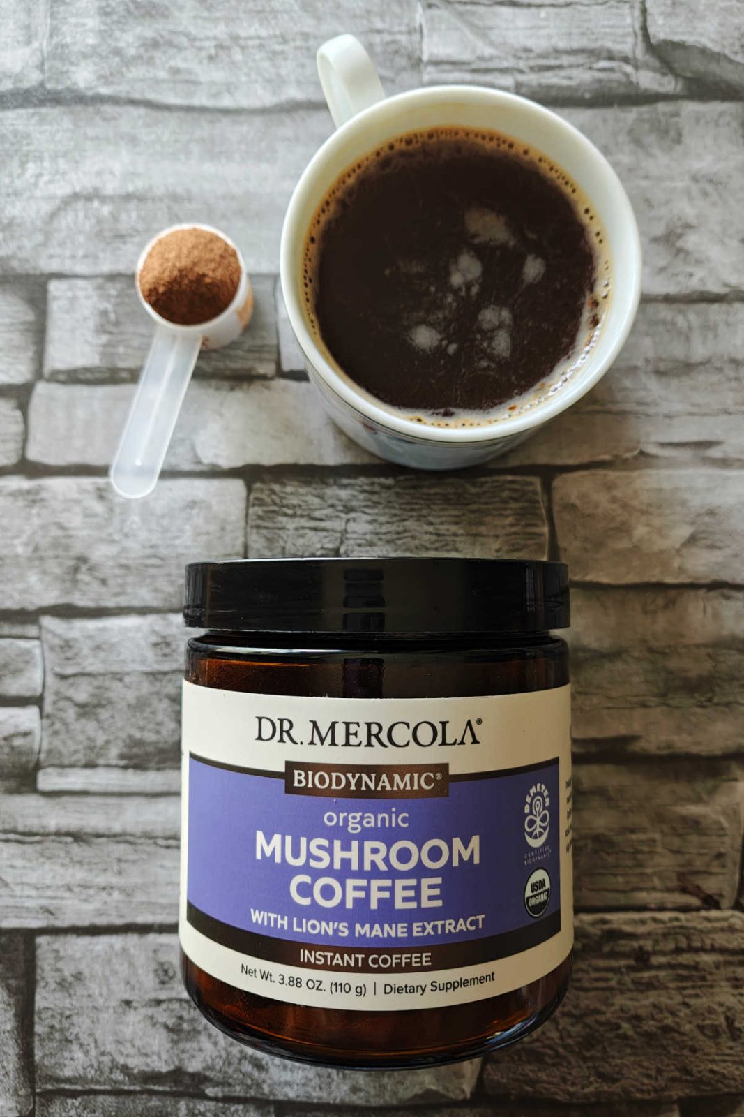 Dr. Mercola Mushroom Coffee is an instant Arabica coffee and mushroom supplement blend featuring Lion’s Mane. Known for being extraordinarily smooth and easy to mix in hot or cold water, it’s a convenient, caffeine-containing beverage to enjoy at home or on the go! ☕🍄