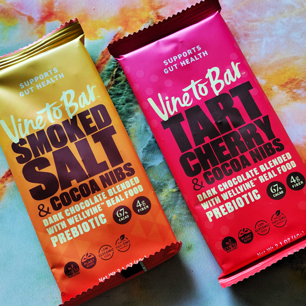 Vine to Bar Dark Chocolate Bars are a premium dark chocolate blended with upcycled Chardonnay grapes (WellVine™). These beautiful, smooth-tasting bars are rich in nutrients and prebiotics, offering a gut-friendly treat in flavors like Tart Cherry and Smoked Salt! 🍫🍇