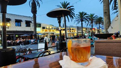 outdoor dining lighthouse cafe hermosa beach