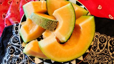 sliced waterloupe melons