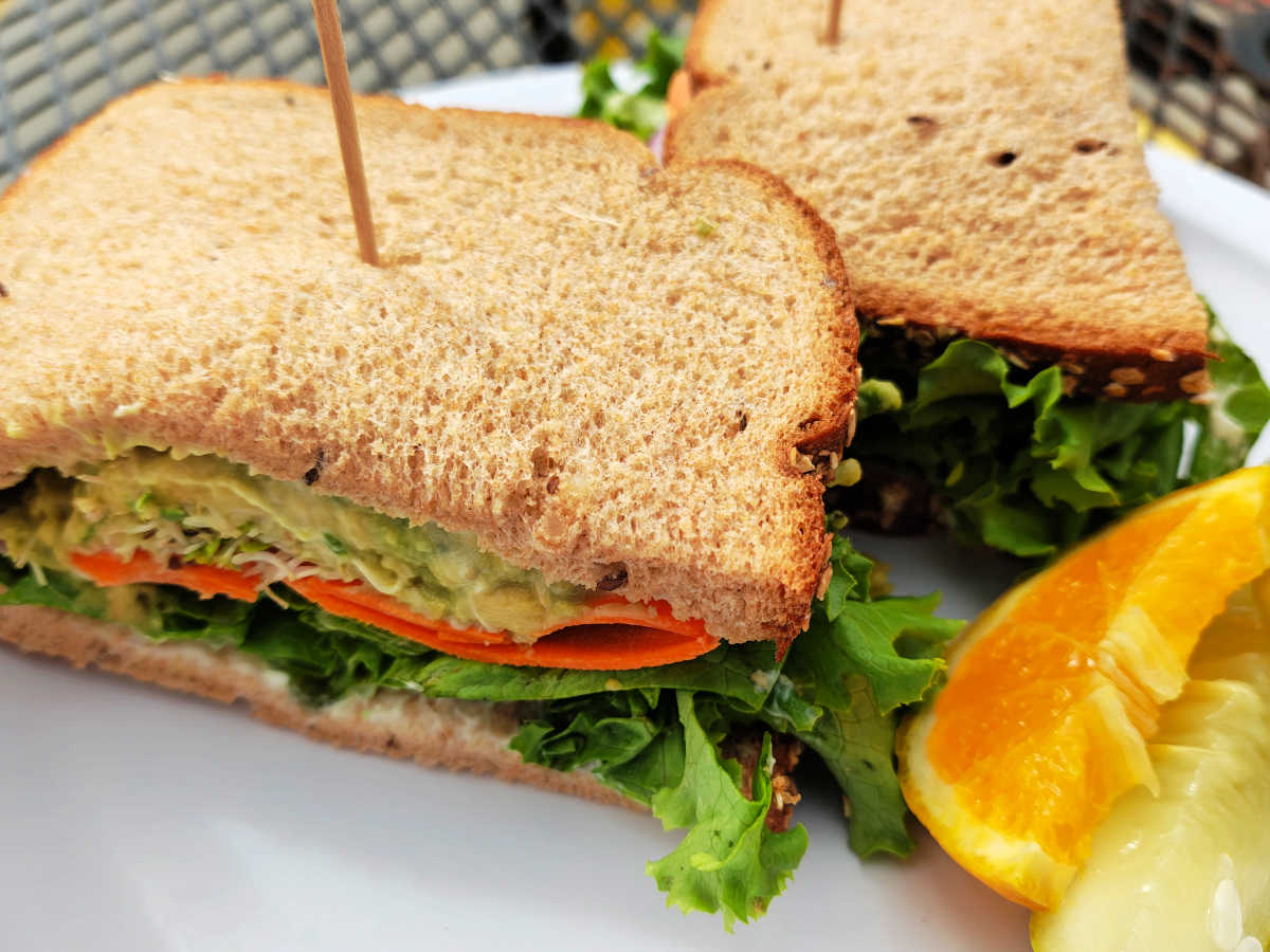 vegetarian veggie sandwich hula hut avila beach SLO county
